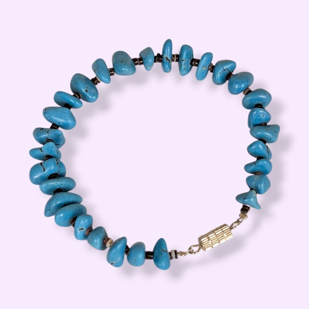 V. Turquoise Beaded Bracelet - Picture 4 of 5